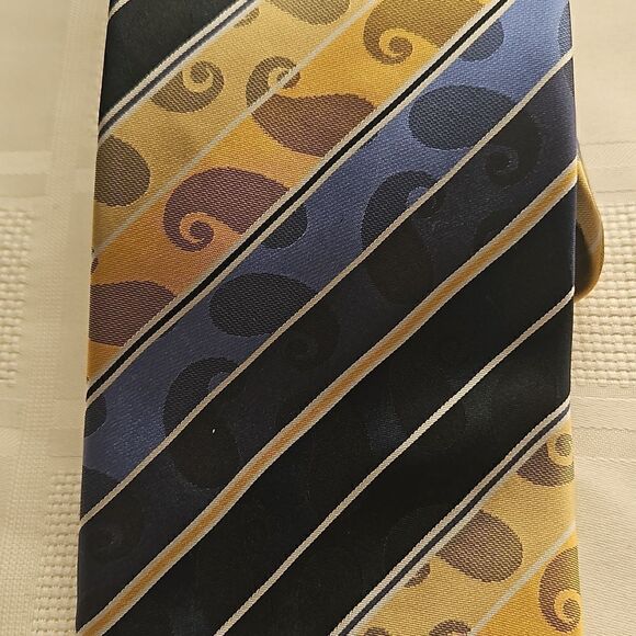 Boulevard Club Men Stripped Tie Yellow/ Navy Blue - Picture 8 of 16